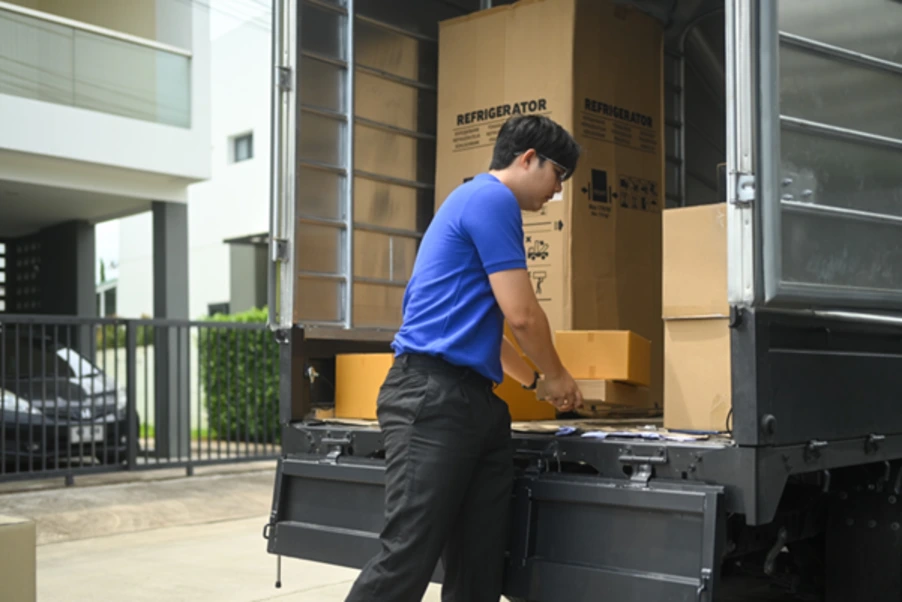 Efficient cross-border delivery services by Evermarch